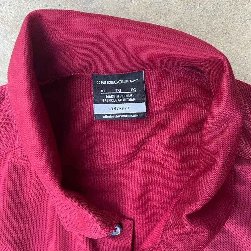 Nike Golf Polo Shirt Men’s Size XL Wine Red Short Sleeve Dri-FIT Logo